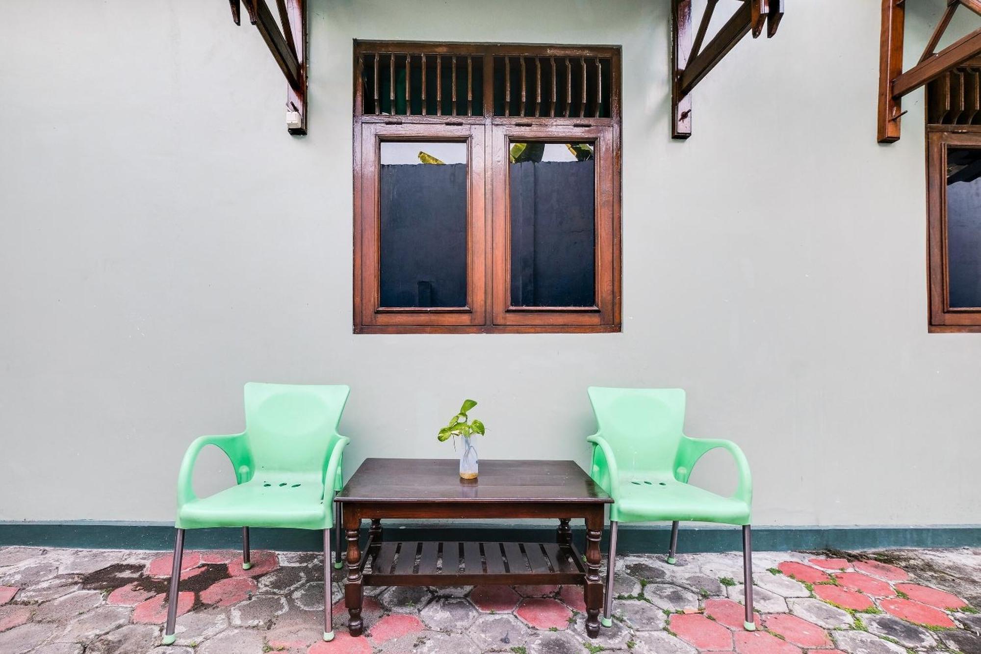 Spot On 92068 Pudja Kesuma Homestay Syariah Yogyakarta Pedes Экстерьер фото