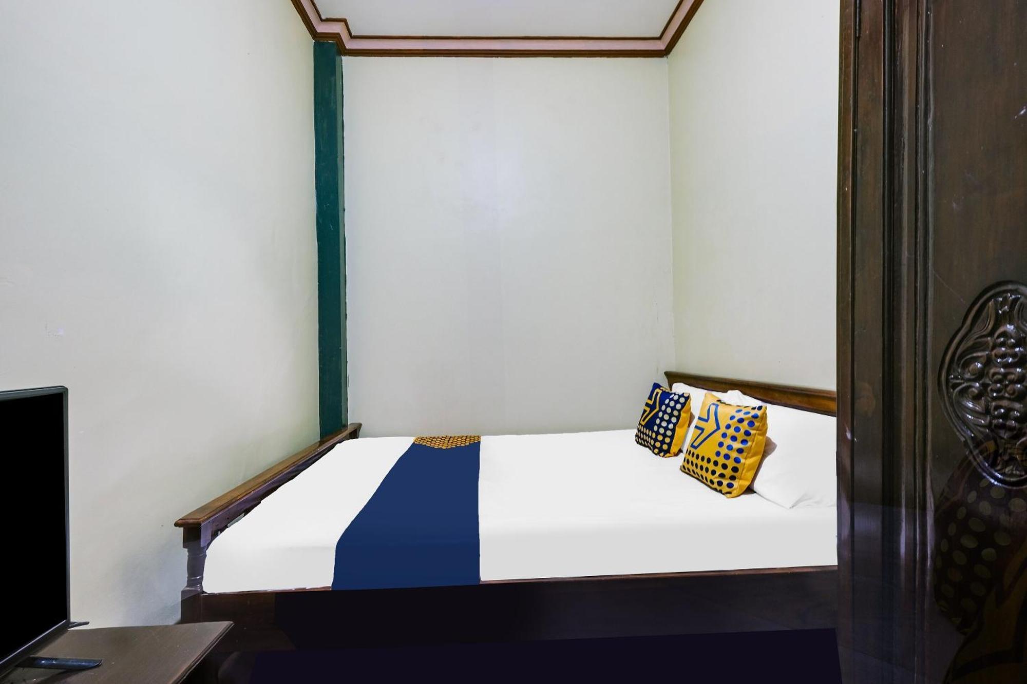 Spot On 92068 Pudja Kesuma Homestay Syariah Yogyakarta Pedes Экстерьер фото