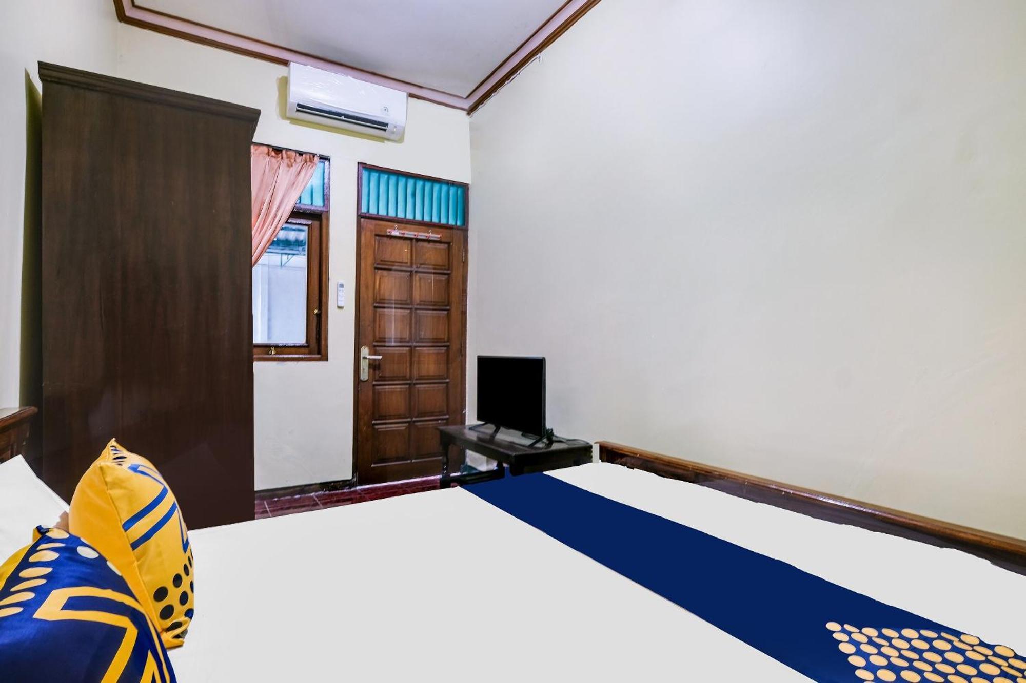 Spot On 92068 Pudja Kesuma Homestay Syariah Yogyakarta Pedes Экстерьер фото