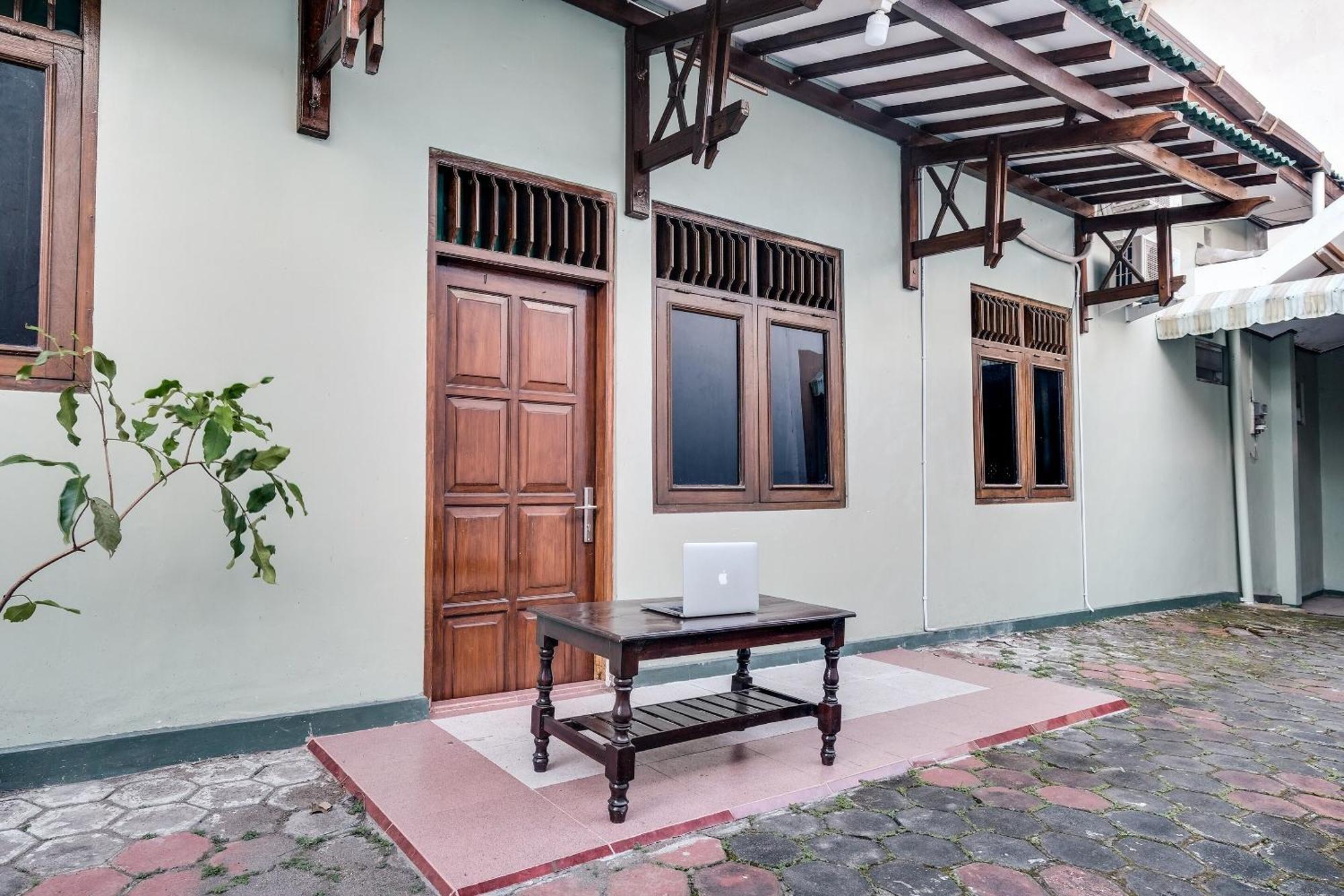 Spot On 92068 Pudja Kesuma Homestay Syariah Yogyakarta Pedes Экстерьер фото